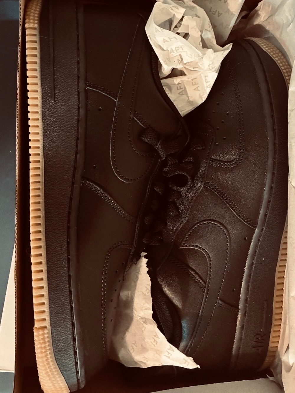 Brand NIB Men’s Black Nike Air Force 1’s ‘07 (size 8.5)
